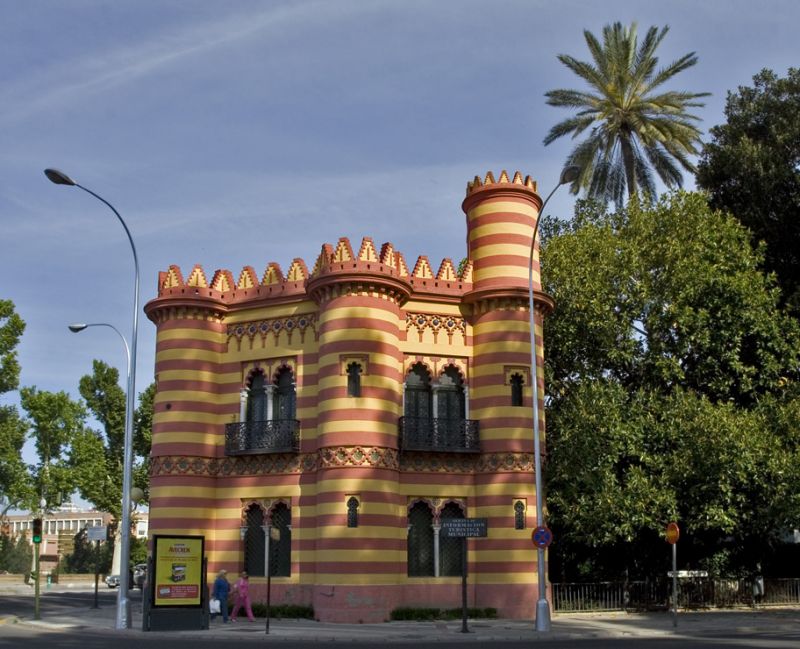 Turistkontor udenfor Maria Luisa parken
Tourist office outside Parque de Maria Luisa
