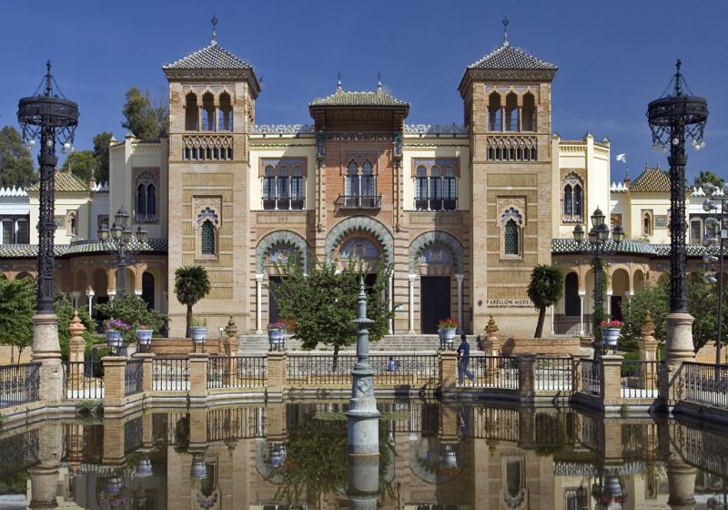 Museum i Parque de Maria Luisa
Museum in Parque de Maria Luisa
