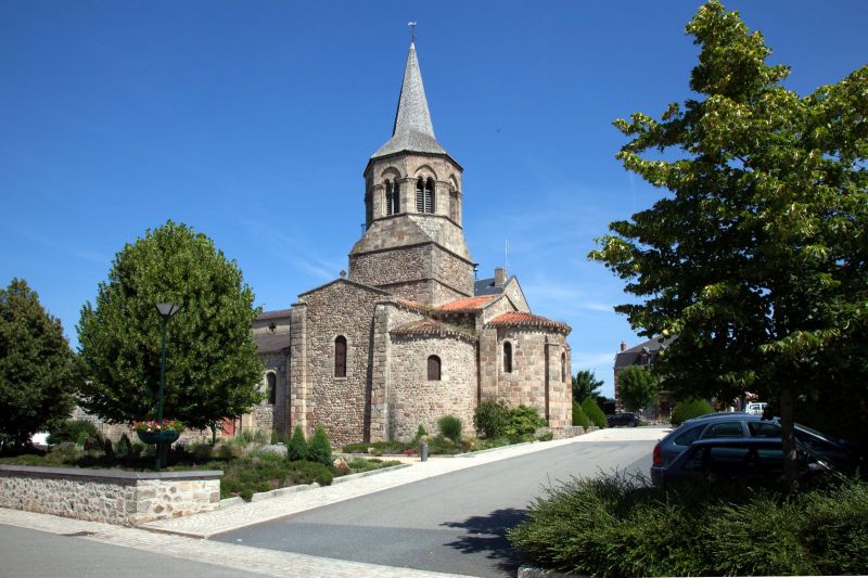 Marcillat-en-Combraille Church
Keywords: Marcillat-en-Combraille Church