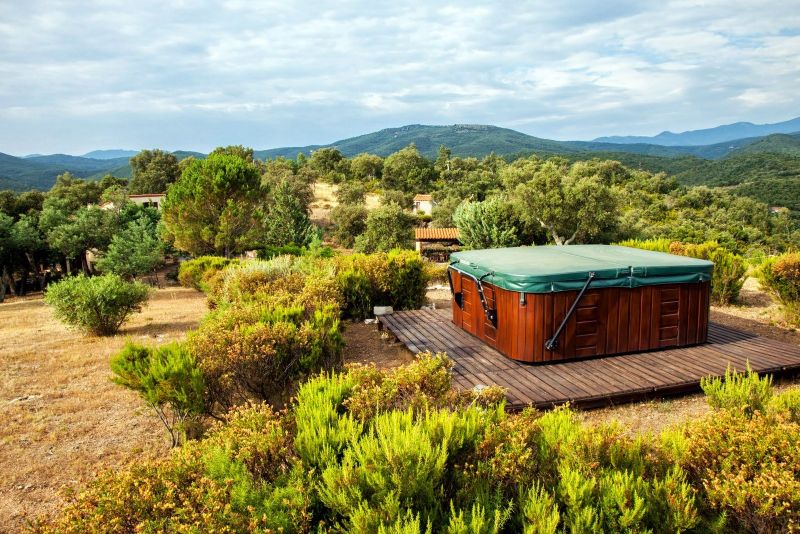 Nice place for a Hot Tub (La Pantoufle Verte B&B)
